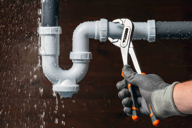 Professional Gas Line Repair technician working in Harrison, NJ